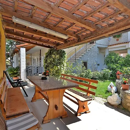 Fuer 8 Personen Ca 85 Qm In Rovinj, Istrien Istrische Riviera 아파트 로비니