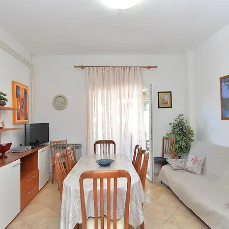 아파트 Fuer 8 Personen Ca 85 Qm In Rovinj, Istrien Istrische Riviera